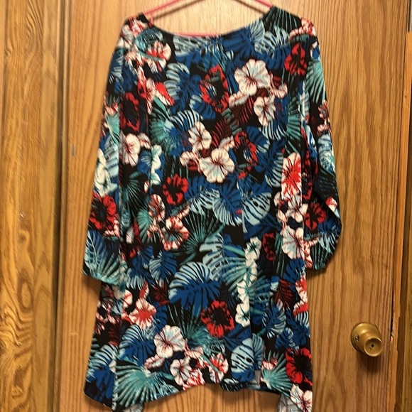 Flirty Pink Shirt - Picture 4 of 4